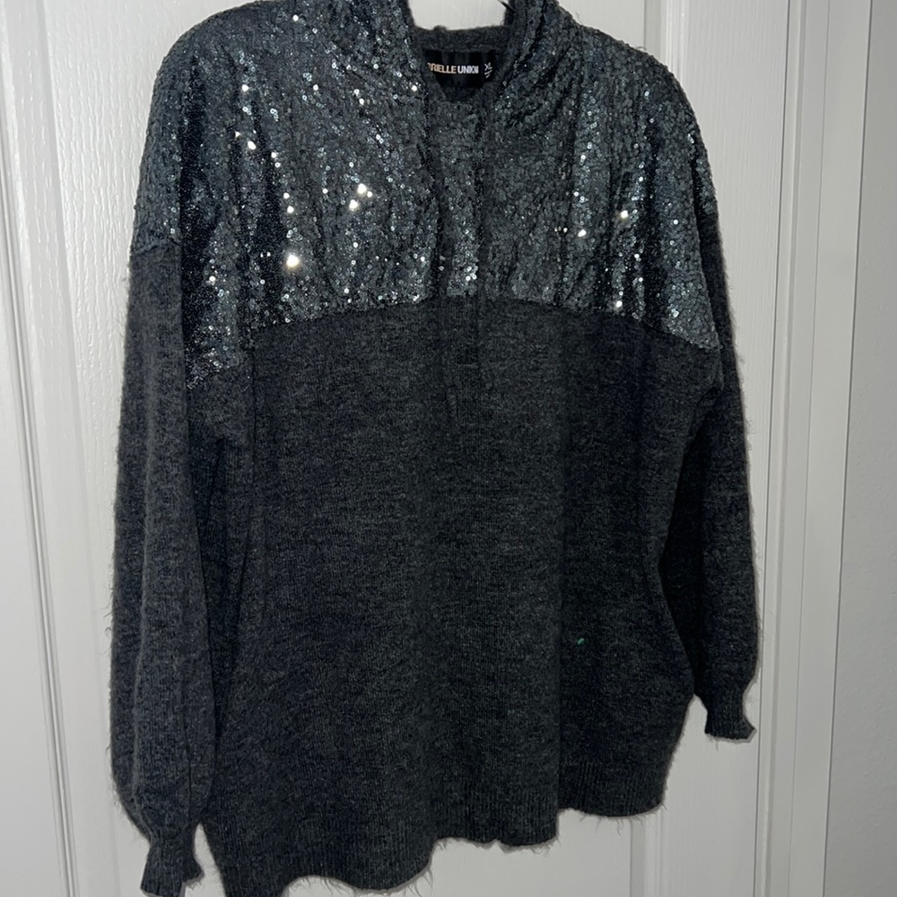 Gabrielle Union sweater